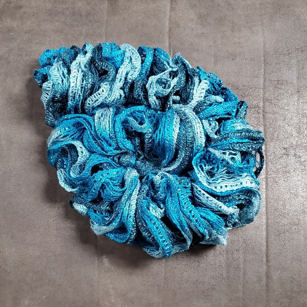 Handmade Ruffle Scarf ~ Jive